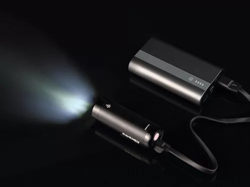 Ravemen cr600 akkumulátoros első lámpa