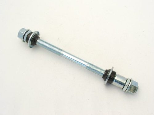 Tengely szer. hátsó 3/8x175mm | porvédős kónuszal távtartóval