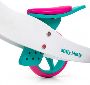 Futobicikli-piros-szinben-akar-sarvedovel-fekkel