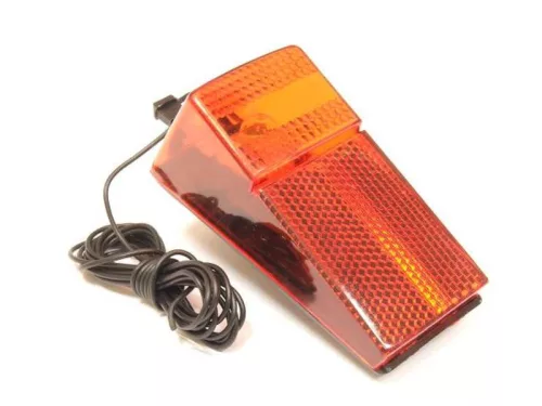 Lámpa hátsó dinamós | sárvédőre