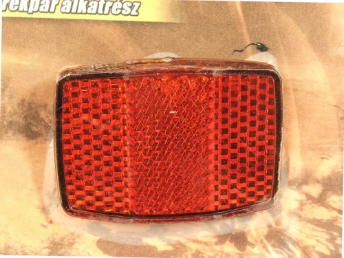 Prizma hátsó csavaros