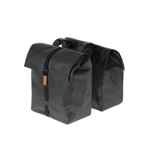 Basil-dupla-taska-Urban-Dry-Double-Bag-Universal-matt-fekete
