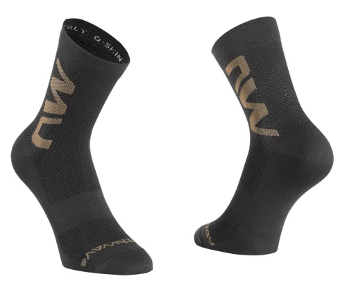 ZOKNI-NORTHWAVE-EXTREME-AIR-MID-M-FEKETE-HOMOK