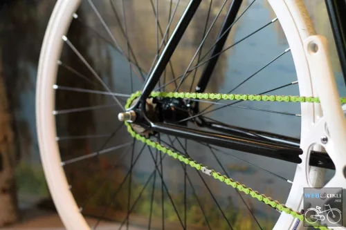 Egyedi-RMS-vazra-epitett-Fixi-kerekpar-fekete-54cm-