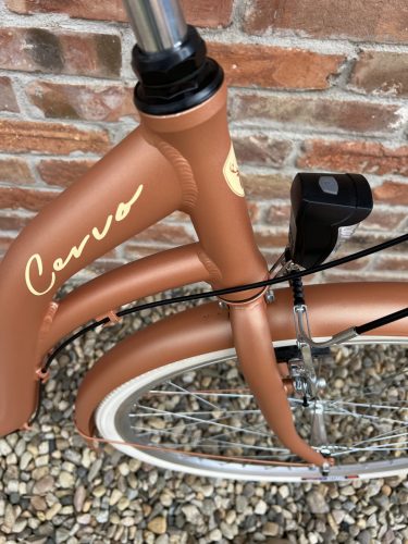 Cervo Salerno ALU Premium női városi kerékpár 28" méretben - 1 sebességes kontrás - Matt rosegold