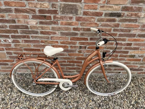 Cervo Salerno ALU Premium női városi kerékpár 28" méretben - 6 sebességes láncváltós - Matt rosegold