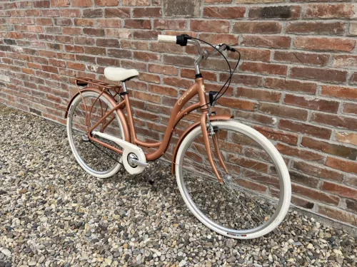Cervo Salerno ALU Premium női városi kerékpár 28" méretben - 6 sebességes láncváltós - Matt rosegold