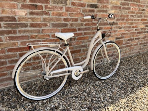 Cervo Salerno ALU Premium női városi kerékpár 28" méretben - 6 sebességes láncváltós - Matt homok