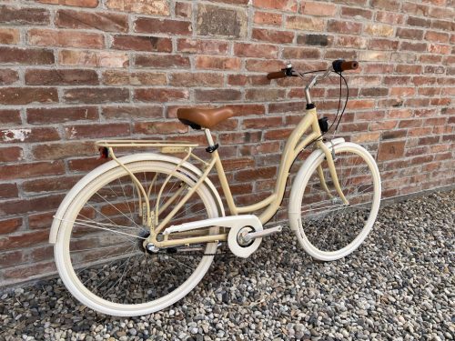 Cervo Salerno ALU Premium női városi kerékpár 28" méretben - 7 sebességes agyváltós - Bézs-csontfehér