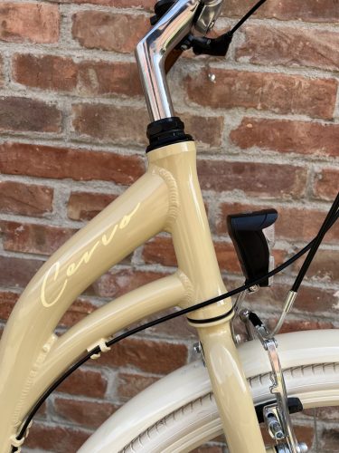 Cervo Salerno ALU Premium női városi kerékpár 28" méretben - 7 sebességes agyváltós - Bézs-csontfehér