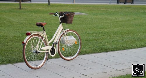 Egyedi festésű Mademoiselle trekking túra/városi kerékpár - Nőknek - 7sp - Krém