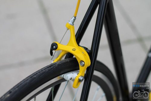 Egyedi-Csepel-Royal-Fekete-Citrom-Idofutam-kormany