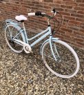 Prémium Mademoiselle női trekking kerékpár 28" - 6 sebességes - BabyBlue színben