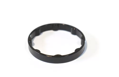 Kormanyfej-hezagolo-5-mm-1-1-8-alatet-fekete