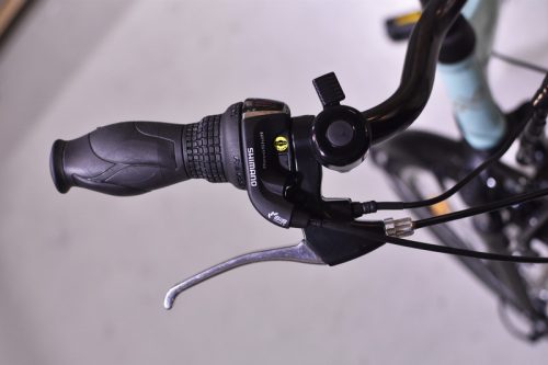 Neuzer Lido női elektromos kerékpár - 17"-os vázzal - celeste/fekete