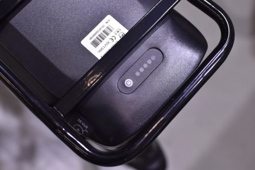 Neuzer Lido női elektromos kerékpár - 17"-os vázzal - celeste/fekete