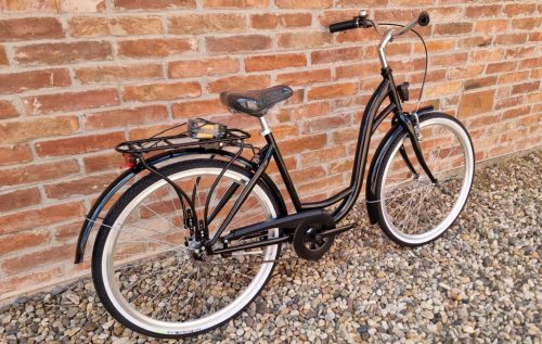 Toldi női városi kerékpár - 1 sebességes kontrás - 26" - Fényes fekete színben