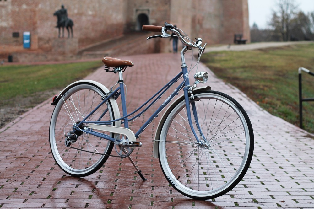 Mademoiselle női kerékpár 28" - 300 féle színben - 7 sebességes - Most ajándék fonott kosárral & defektgátló folyadékkal - Kék színben