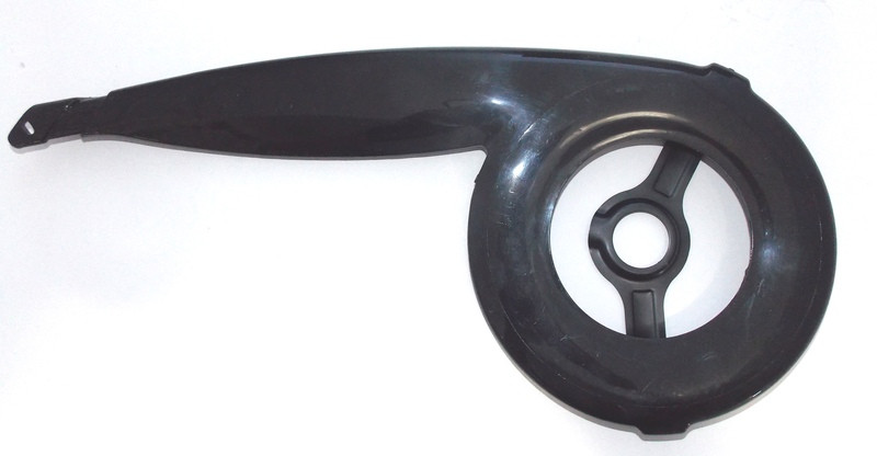 Image of Láncvédő műa 44-46t fekete zárt+tartó 24-26" műanyag